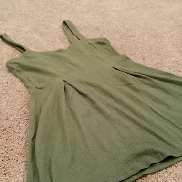 Dress - Picture 1 of 1